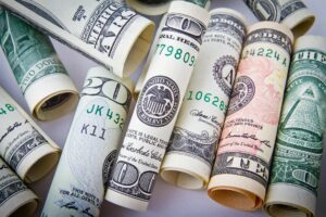 Which blog is best for earning money?